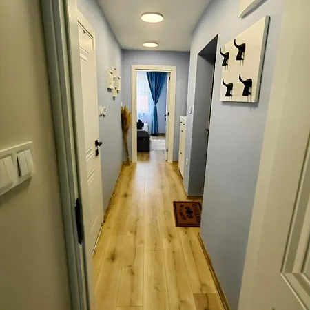 Blue Cream Apartament *