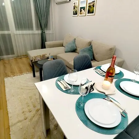 Blue Cream * 布尔加斯