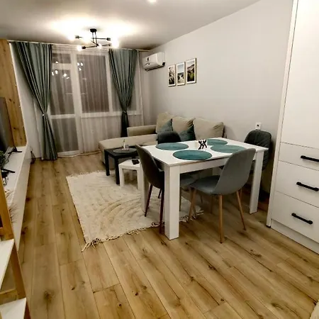 Blue Cream * 布尔加斯